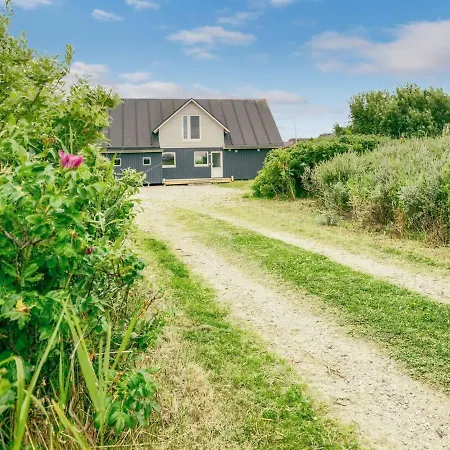 Holiday home Taio - 500m From The Sea In Western Jutland By Interhome Lakolk