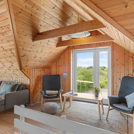 Taio - 500m From The Sea By Interhome