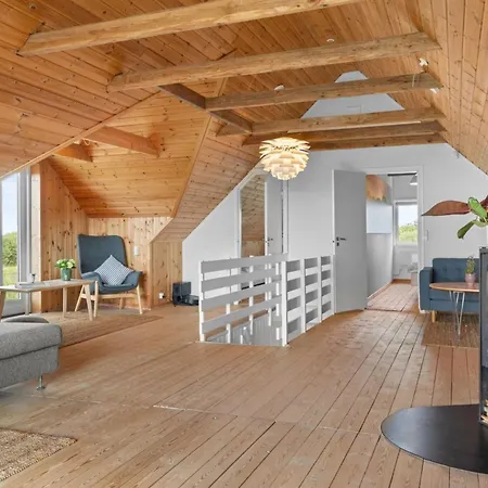 Taio - 500m From The Sea By Interhome Feriehus *