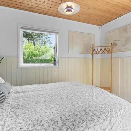 Taio - 500m From The Sea By Interhome Feriehus
